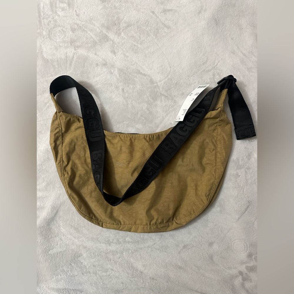 Baggu Medium Crescent Khaki